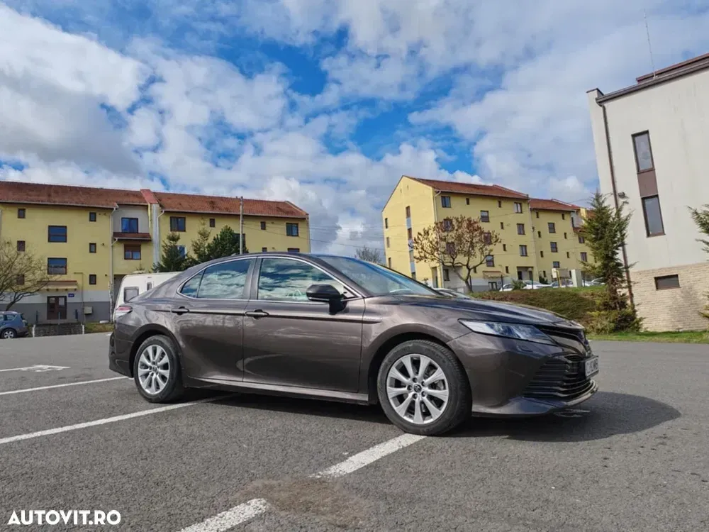 Toyota Camry VIII 2.5 Business — imagine 4