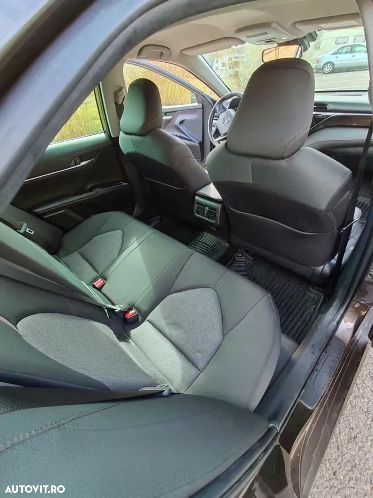 Toyota Camry VIII 2.5 Business — imagine 6