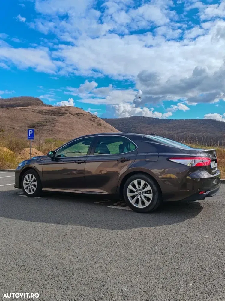Toyota Camry VIII 2.5 Business — imagine 2