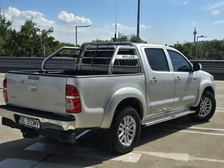 Toyota Hilux VII