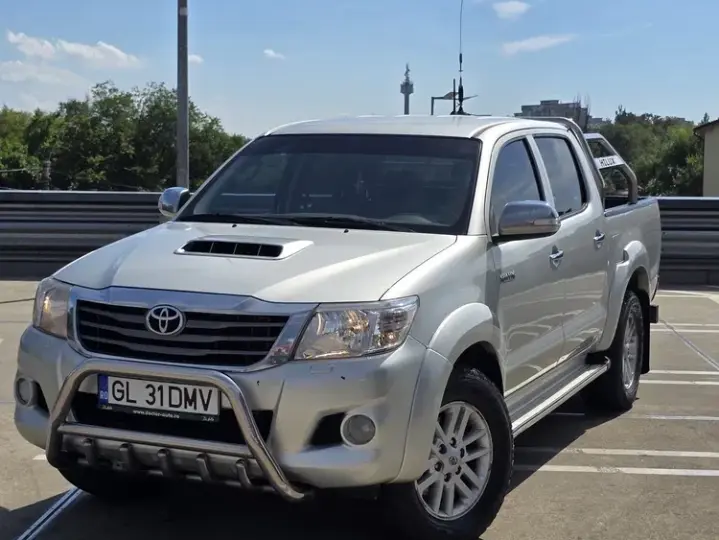 Toyota Hilux VII