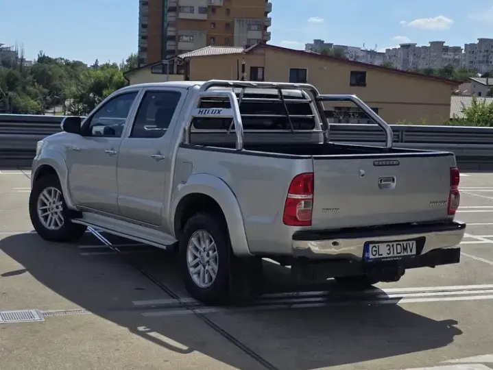 Toyota Hilux VII