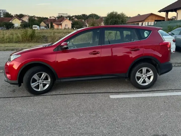 Toyota RAV4 IV 2.0 D-4D 2WD Comfort