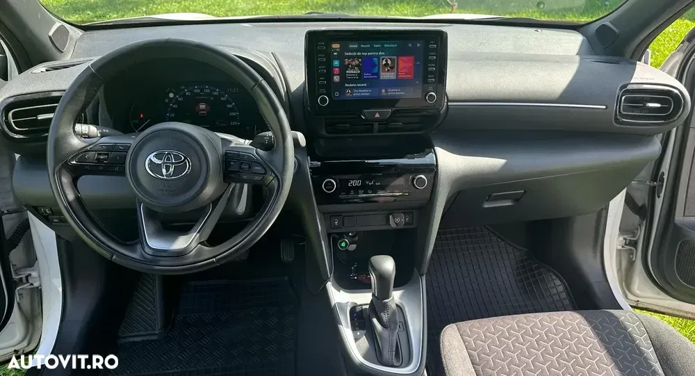 Toyota Yaris Cross 1.5 VVT-i HSD 116 4x2 HEV Dynamic — imagine 5