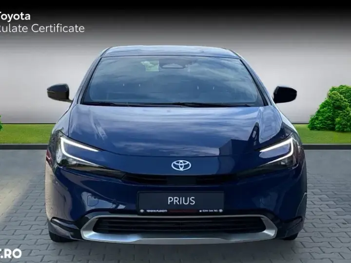 Toyota Prius V