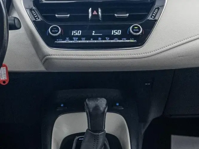 Toyota Corolla 1.5 TNGA CVT Business