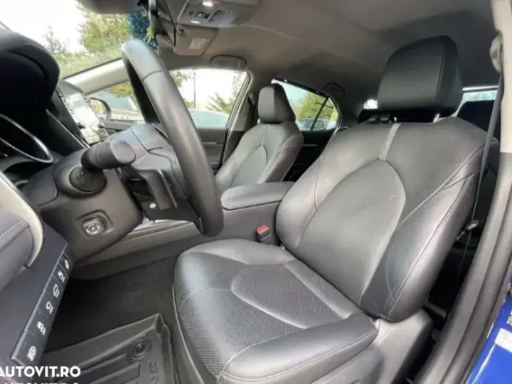 Toyota Camry 2.5 Business