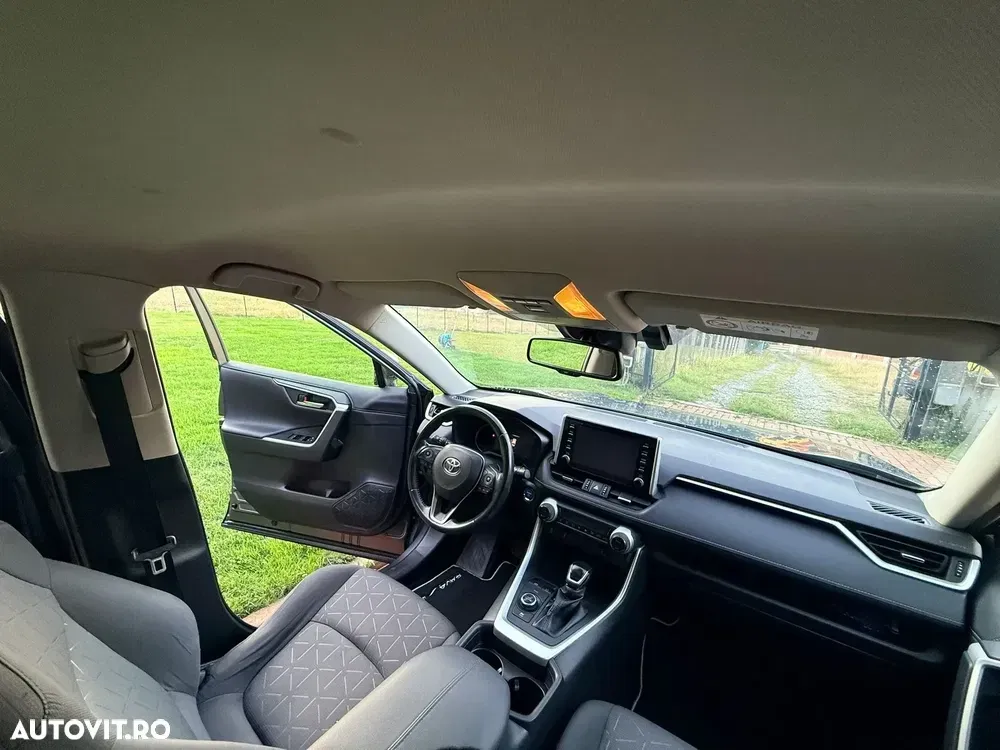 Toyota RAV4 V 2.5 VVT-iE 4x4 Dynamic — imagine 6