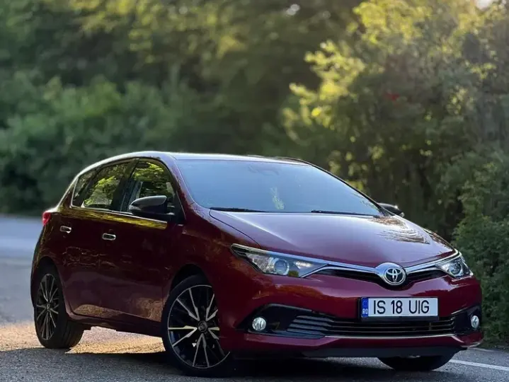 Toyota Auris II 1.2 L Turbo Sol +