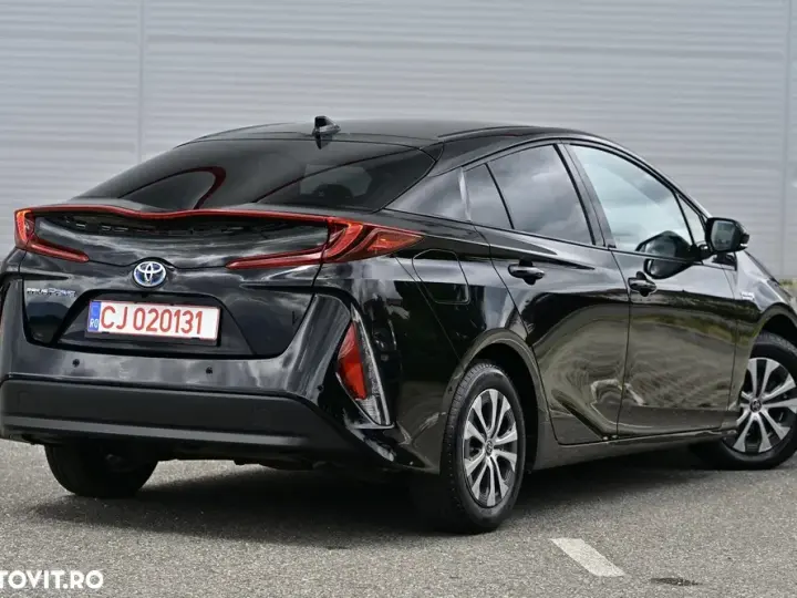 Toyota Prius V Hybrid Executive