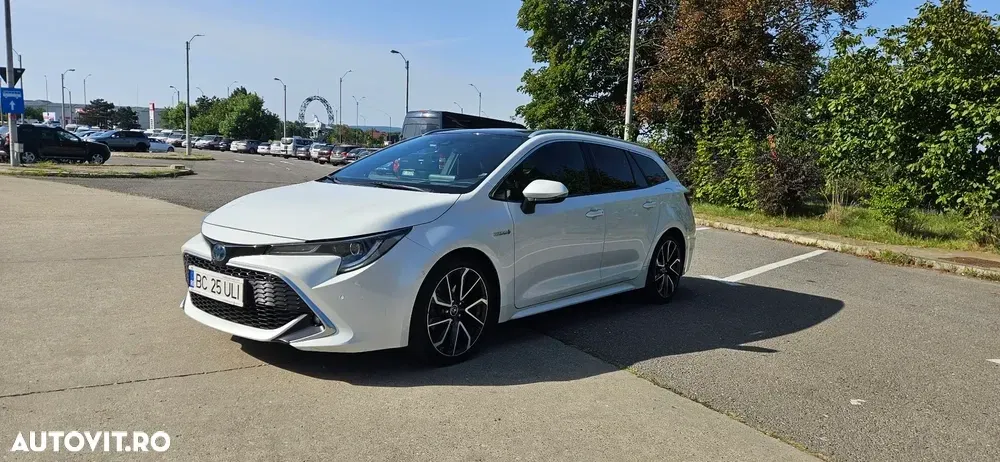 Toyota Corolla XII 2.0 HSD Exclusive Plus GR Sport Bi-Tone — imagine 5