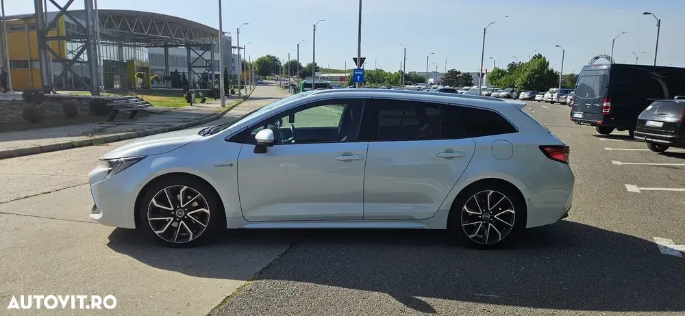 Toyota Corolla XII 2.0 HSD Exclusive Plus GR Sport Bi-Tone — imagine 6