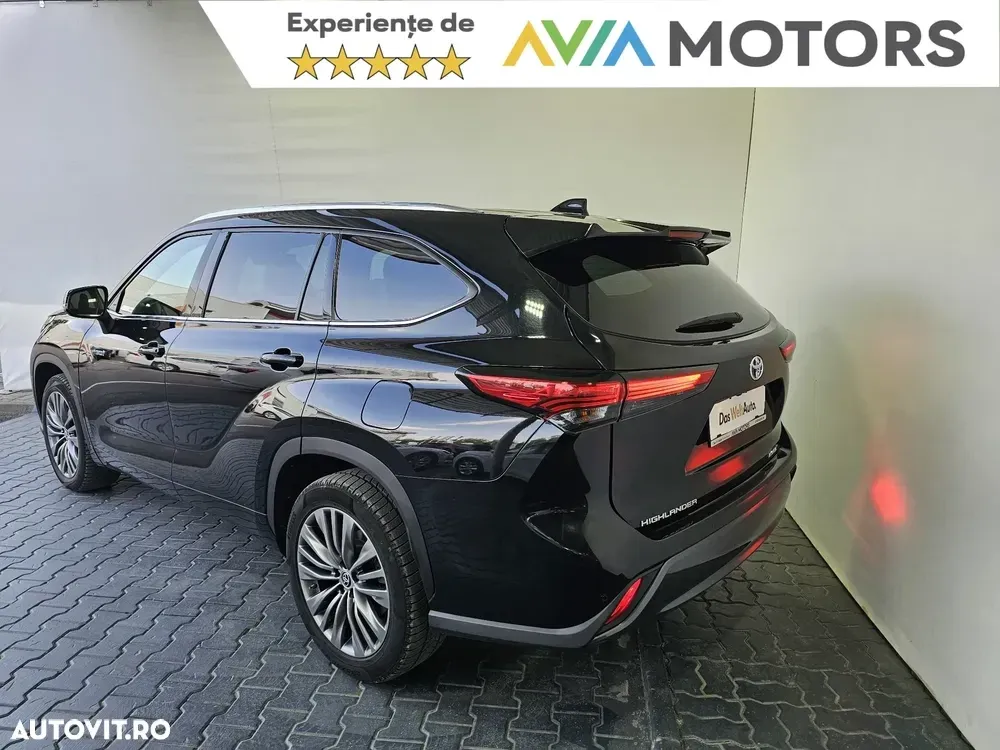 Toyota Highlander IV 2.5 L Dynamic Force 248CP Executive Metallic — imagine 3