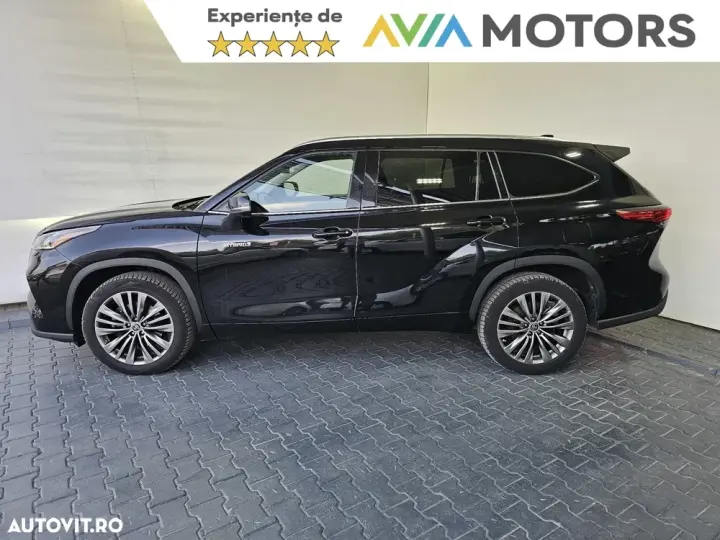 Toyota Highlander IV 2.5 L Dynamic Force 248CP Executive Metallic