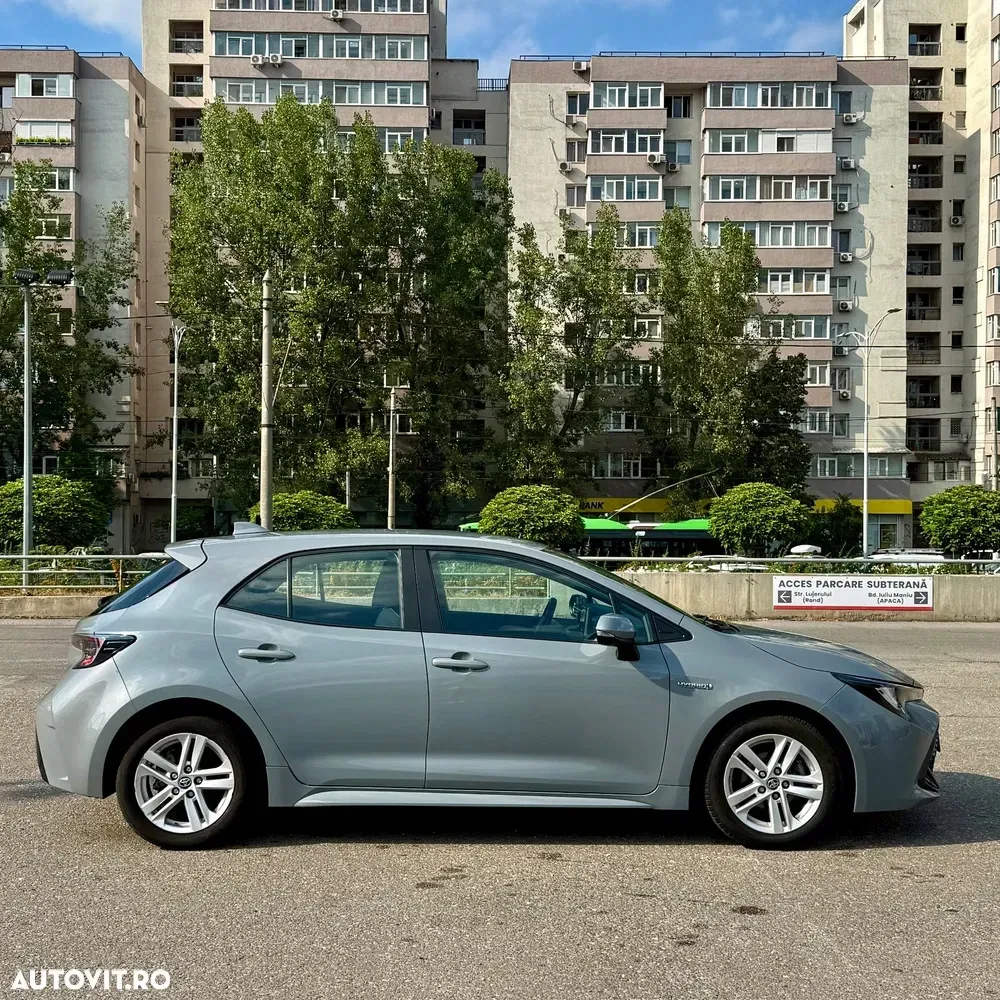 Toyota Corolla 1.8 Business Edition — imagine 6