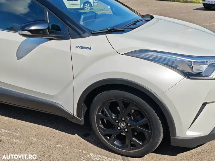 Toyota C-HR 1.8 HSD 122 CP 4x2 CVT C-ult Style bi-tone