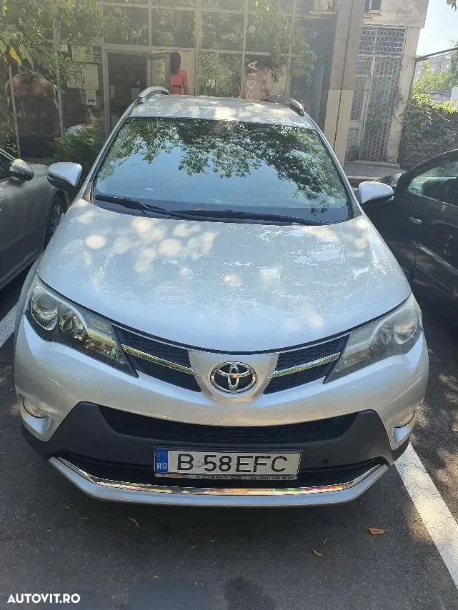 Toyota RAV4 IV 2.2 D-4CAT 4WD Aut Executive — imagine 2