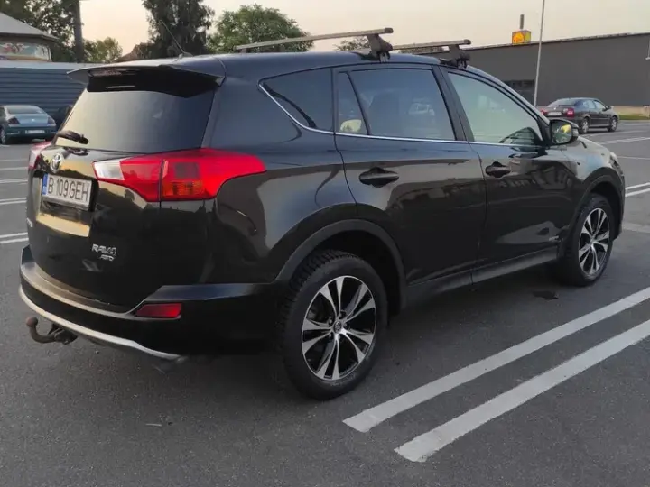 Toyota RAV4 IV 2.0 D-4D 4WD Comfort
