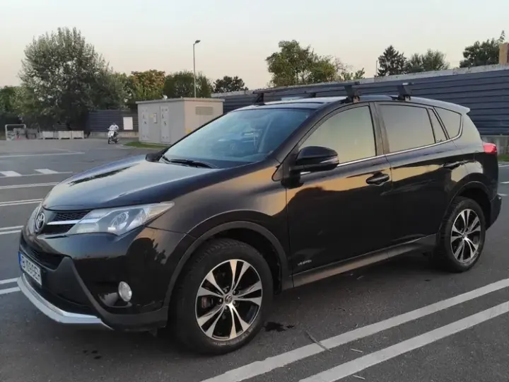 Toyota RAV4 IV 2.0 D-4D 4WD Comfort