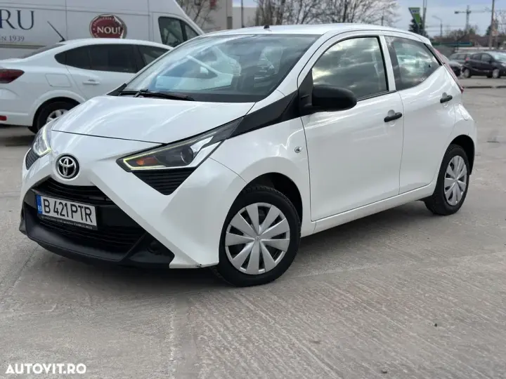 Toyota Aygo II 1.0 VVY-I 5 usi X-play