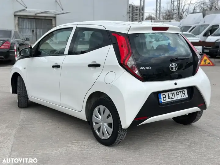 Toyota Aygo II 1.0 VVY-I 5 usi X-play
