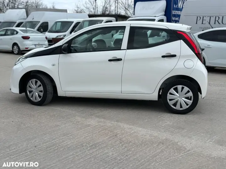 Toyota Aygo II 1.0 VVY-I 5 usi X-play