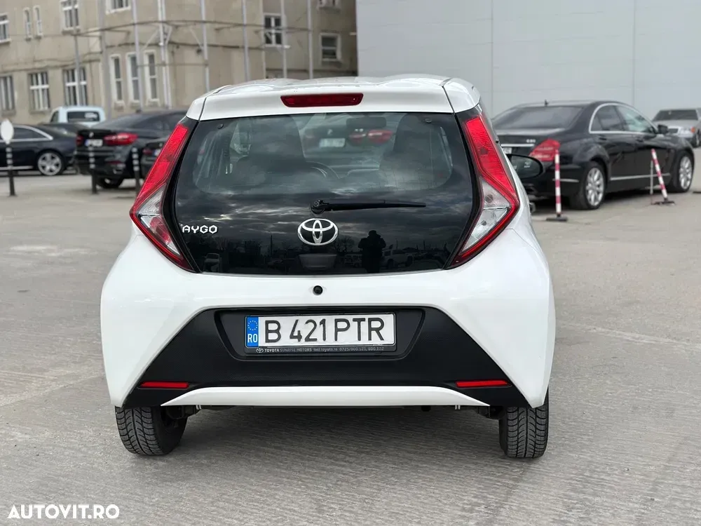 Toyota Aygo II 1.0 VVY-I 5 usi X-play — imagine 6