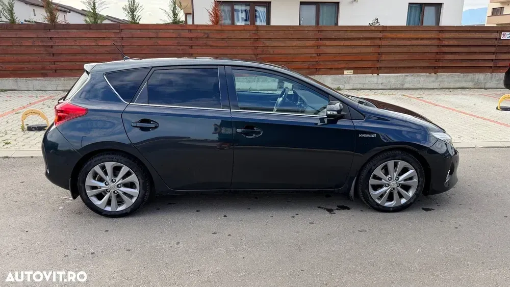 Toyota Auris — imagine 5