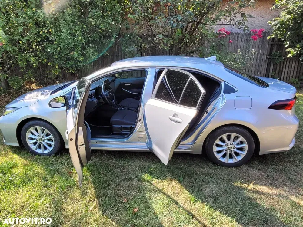 Toyota Corolla XII 1.8 HSD Dynamic — imagine 3