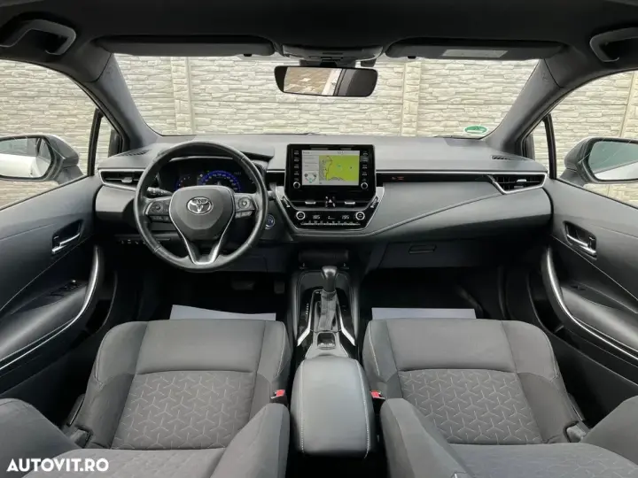 Toyota Corolla XII 1.8 Business Edition