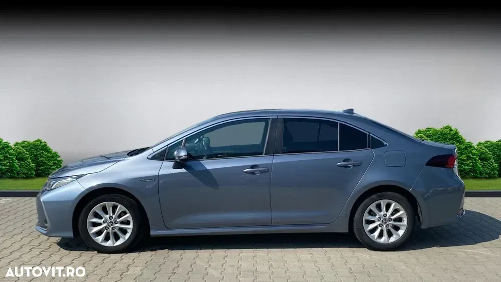 Toyota Corolla 1.8 HSD Dynamic — imagine 2