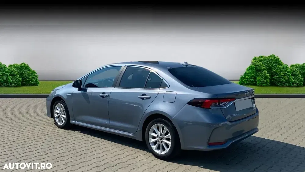 Toyota Corolla 1.8 HSD Dynamic — imagine 3