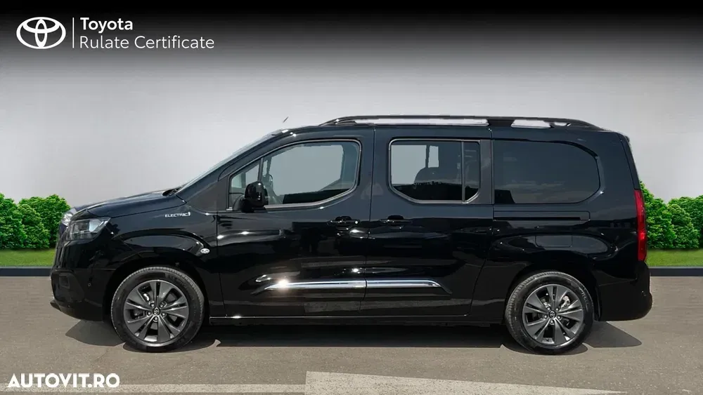 Toyota Proace 136 CP 50 kWh L2 6+1 Family+ — imagine 3