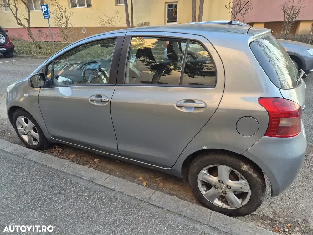 Toyota Yaris 1.3 Sol — imagine 4