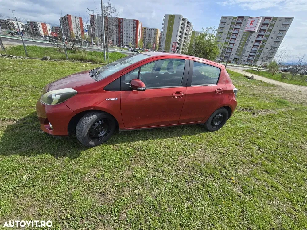 Toyota Yaris 1.5 VVT-i HSD Luna — imagine 3