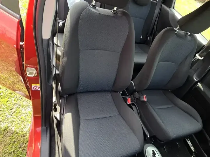 Toyota Yaris 1.5 VVT-i HSD Luna
