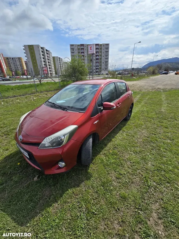Toyota Yaris 1.5 VVT-i HSD Luna — imagine 2