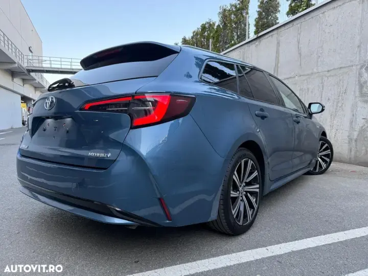 Toyota Corolla XII 1.8 HSD Dynamic