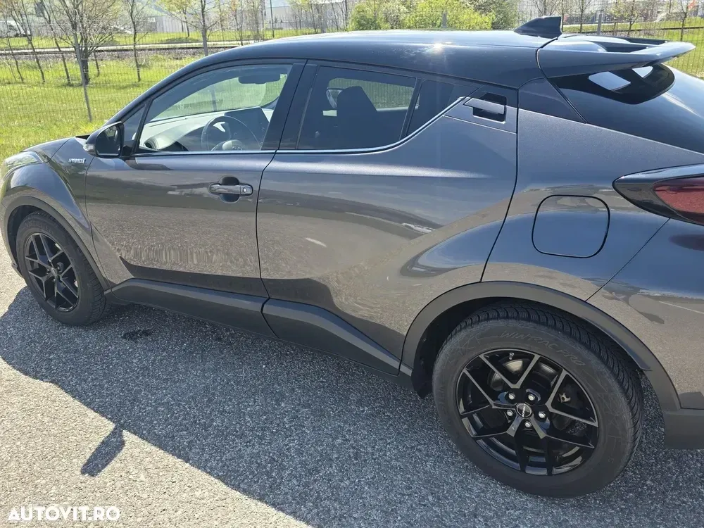 Toyota C-HR Business-Edition — imagine 3