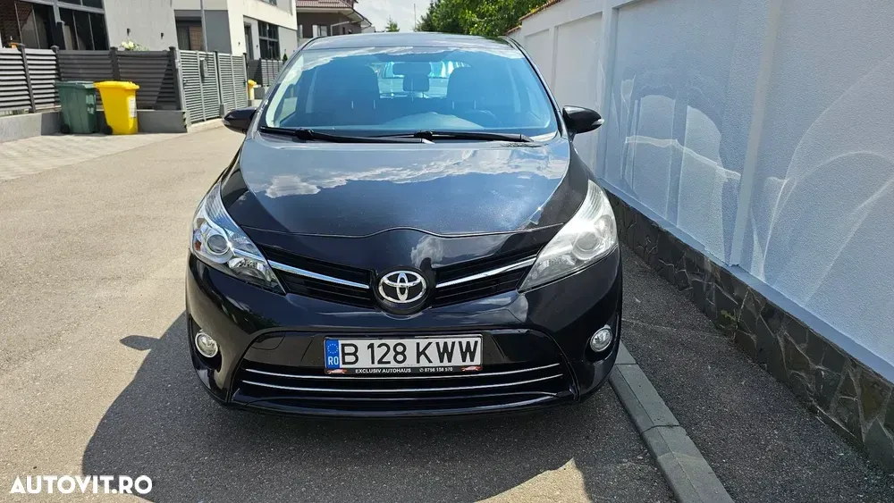 Toyota Verso 1.8 Valvematic Luna — imagine 2