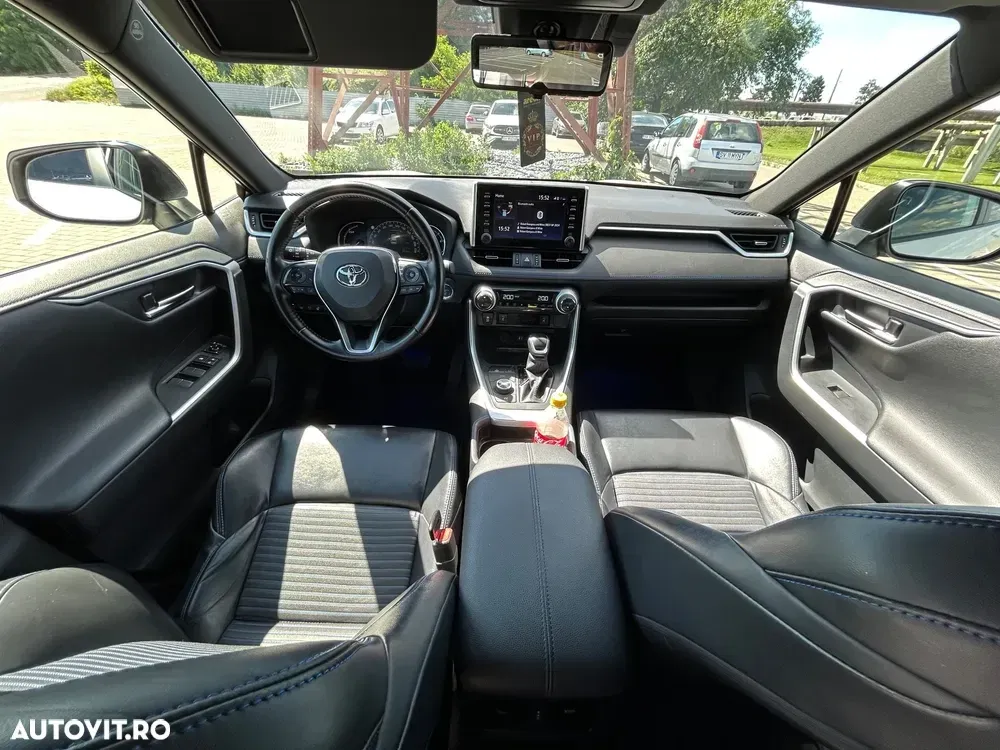 Toyota RAV4 V — imagine 6