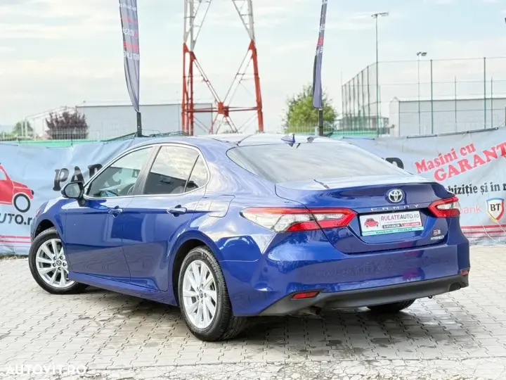 Toyota Camry VIII 2.5 Business
