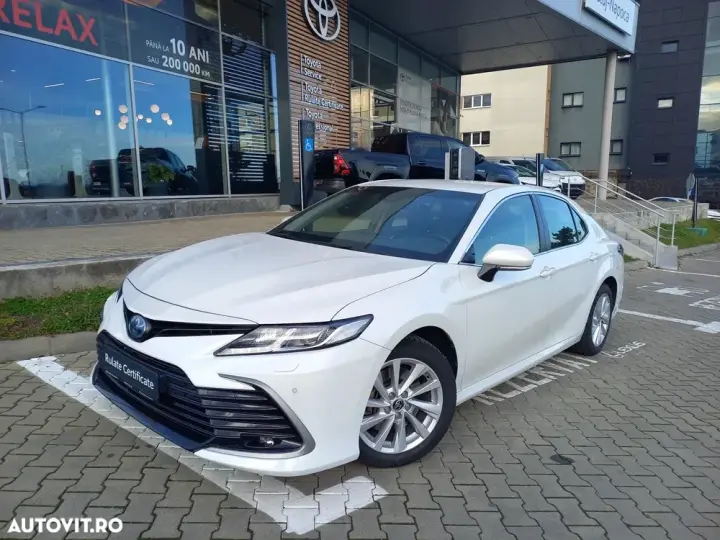 Toyota Camry VIII 2.5 Business