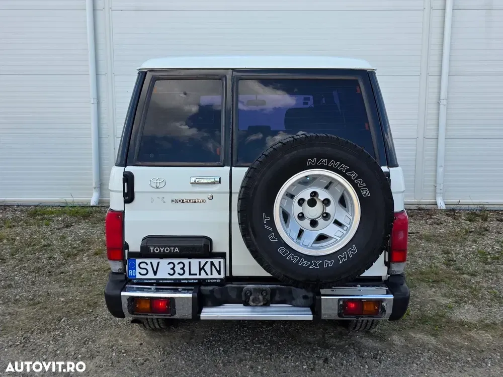 Toyota Land Cruiser — imagine 5