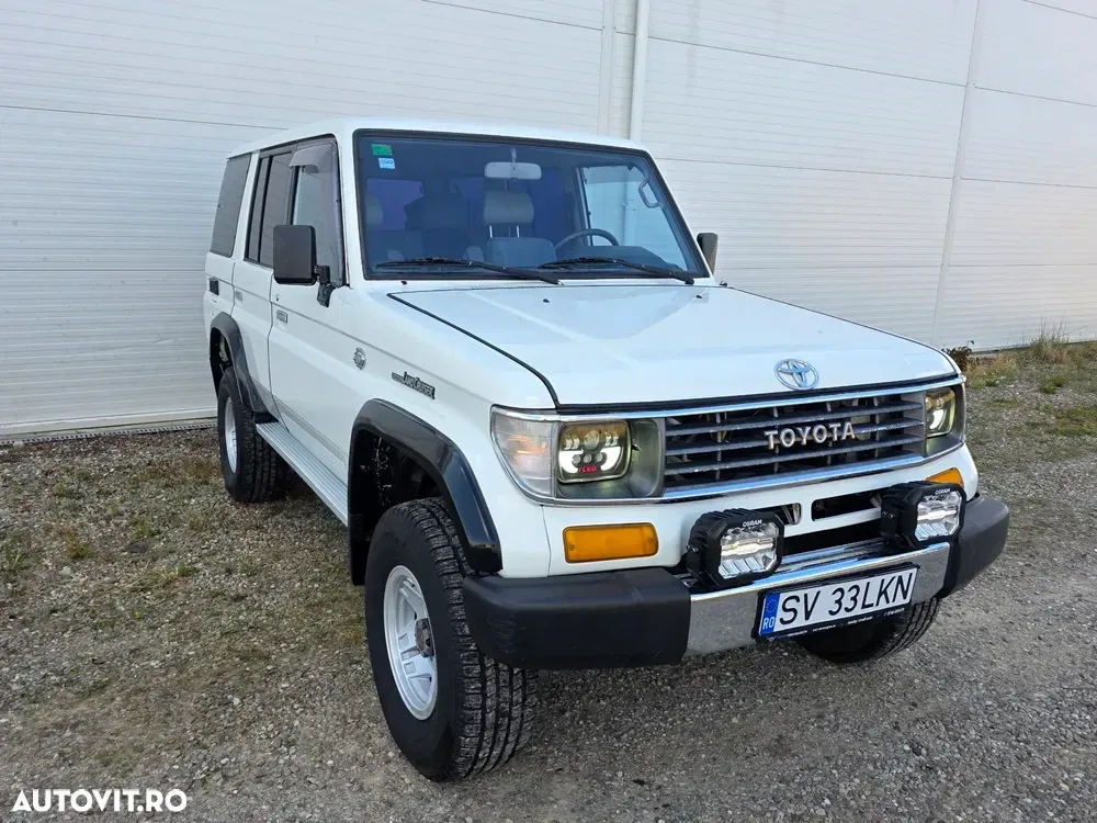 Toyota Land Cruiser — imagine 3