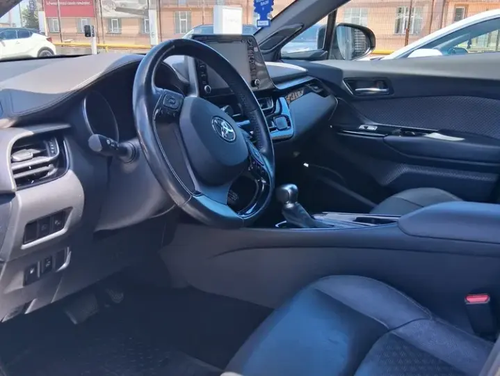 Toyota C-HR 2.0 HSD 184 CP 4x2 CVT C-lassy