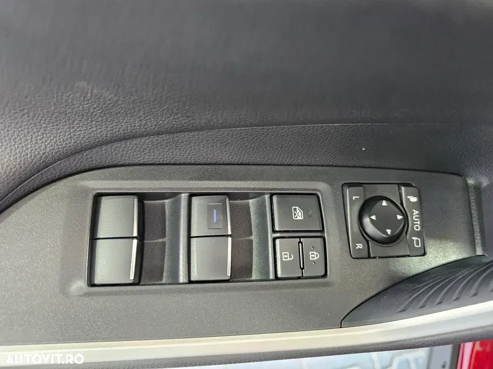 Toyota RAV4 2.5 VVT-iE 4x4 Dynamic — imagine 5