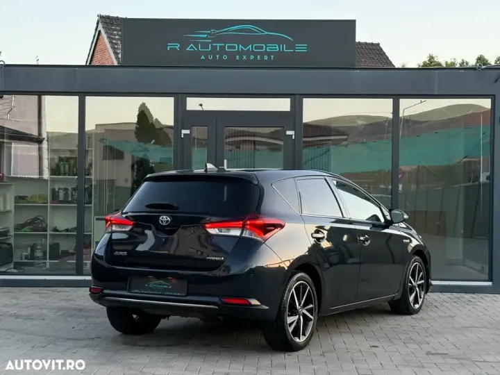 Toyota Auris 1.8 VVT-i Automatik Edition S+