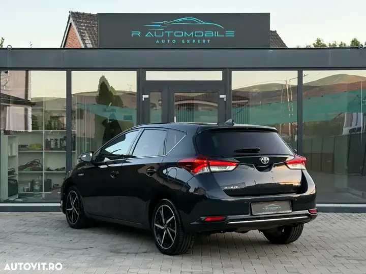 Toyota Auris 1.8 VVT-i Automatik Edition S+