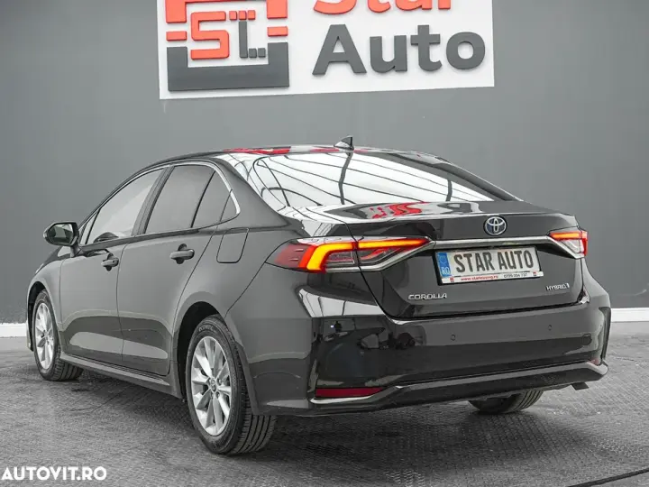 Toyota Corolla XII 1.8 HSD Dynamic Plus